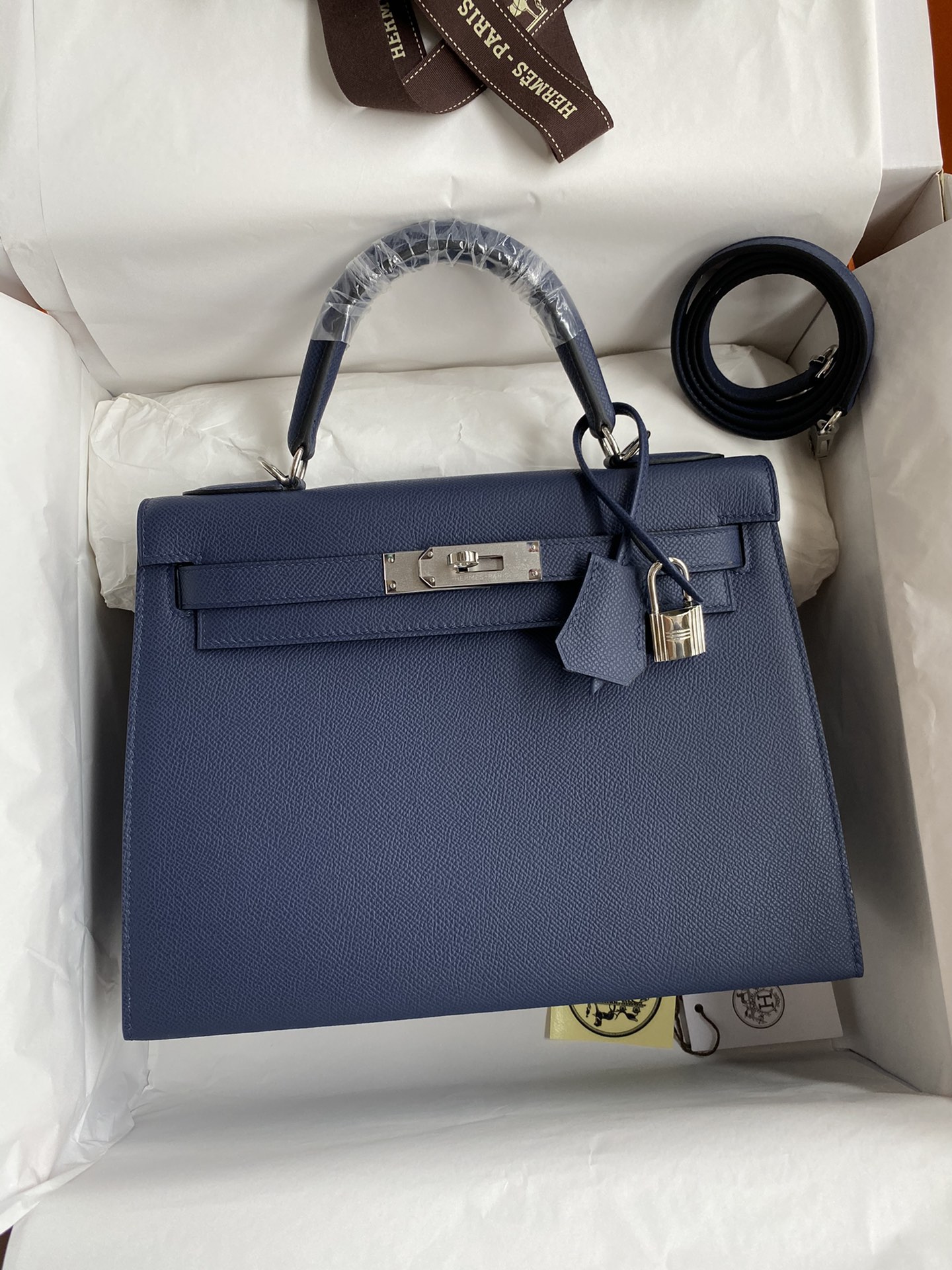 Hermes Kelly 28cm Handbag Shoulder Bag in Blue Nuit Epsom Leather